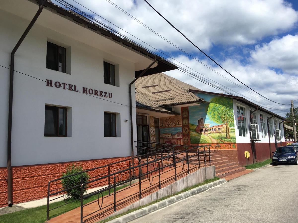 Hotel Horezu Extérieur photo