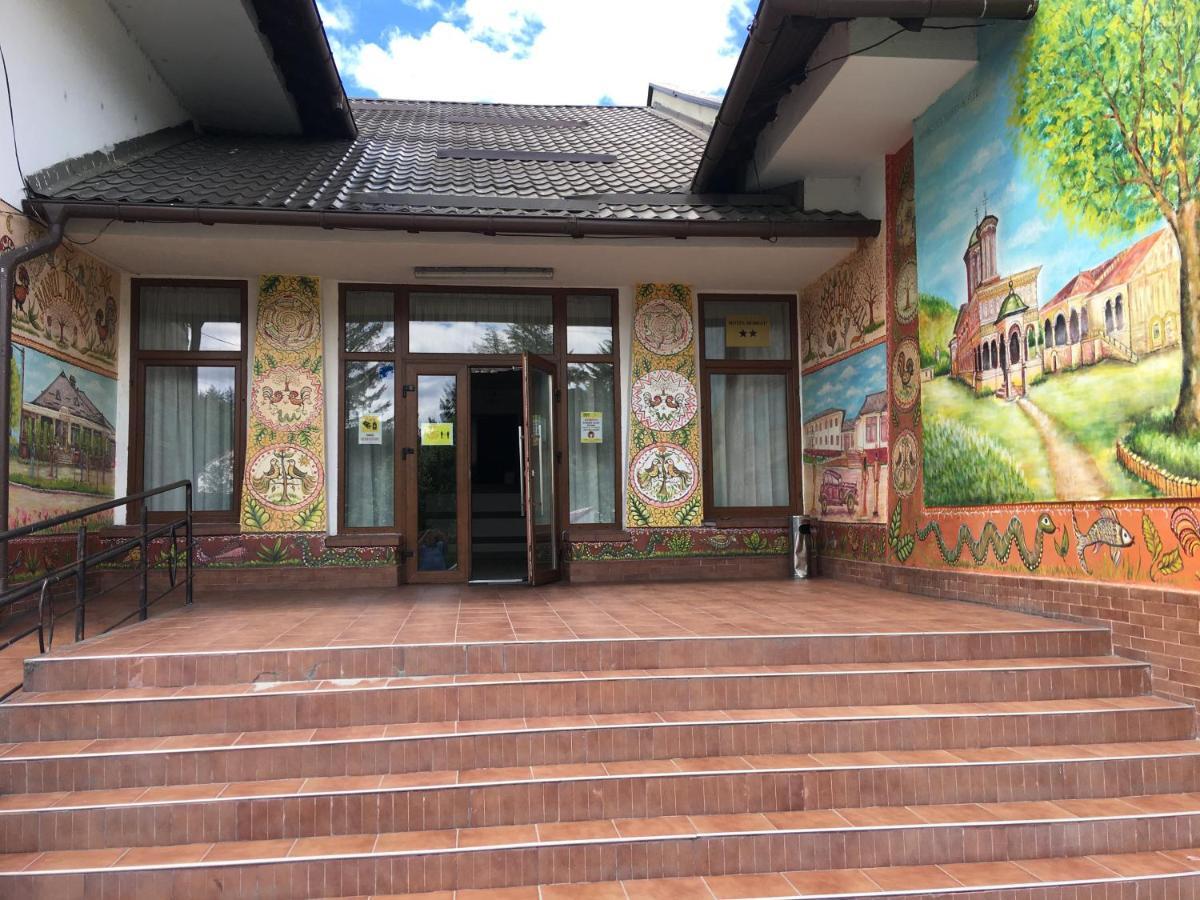 Hotel Horezu Extérieur photo