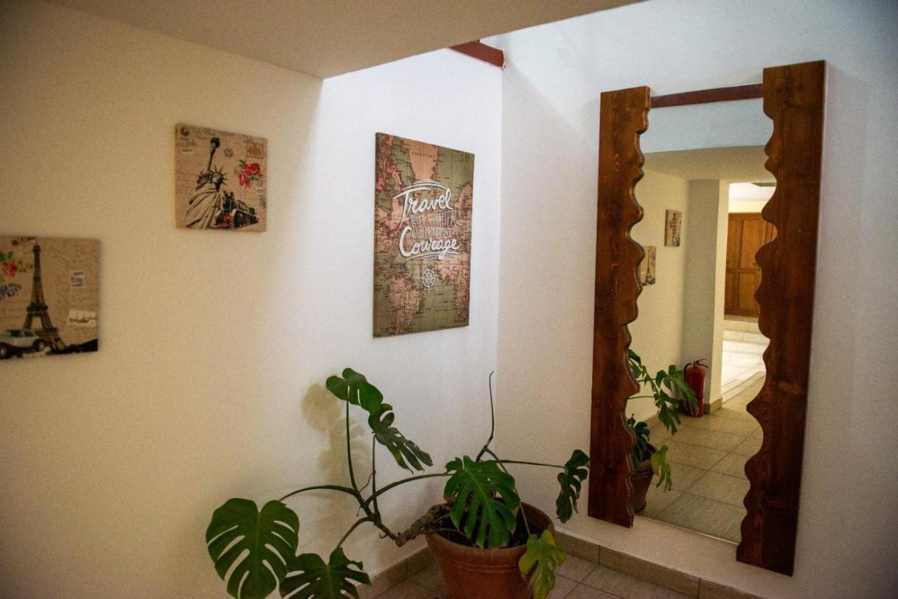Hotel Horezu Extérieur photo